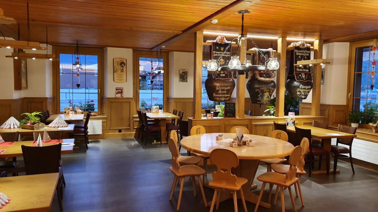 Gasthof Hirschen In Wilderswil Exterior foto