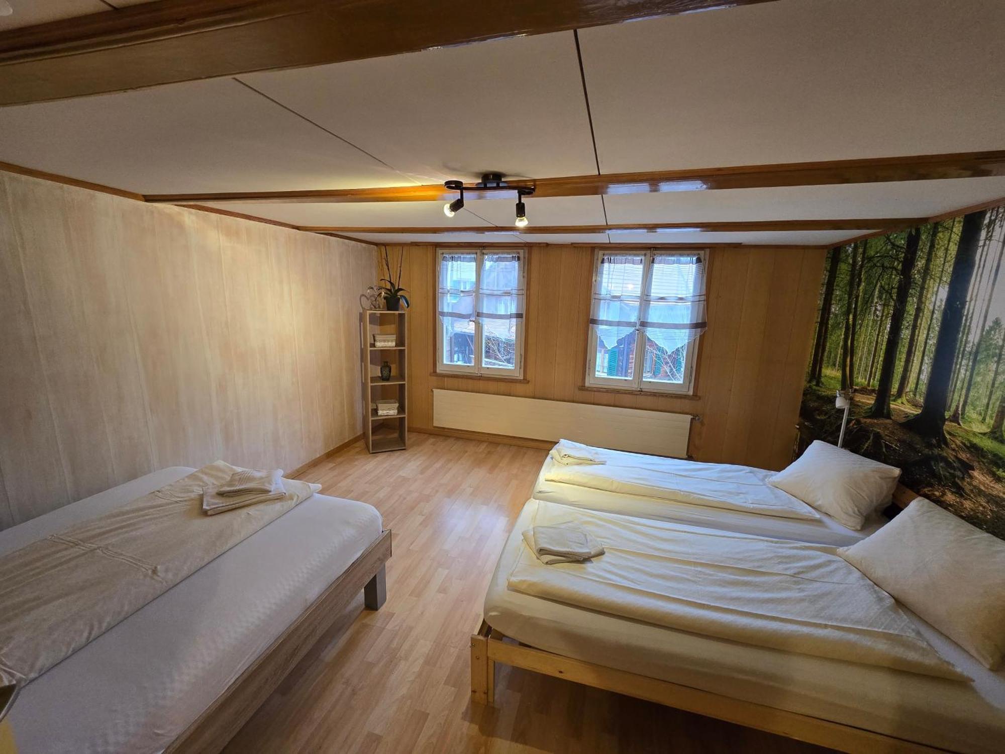 Gasthof Hirschen In Wilderswil Habitación foto