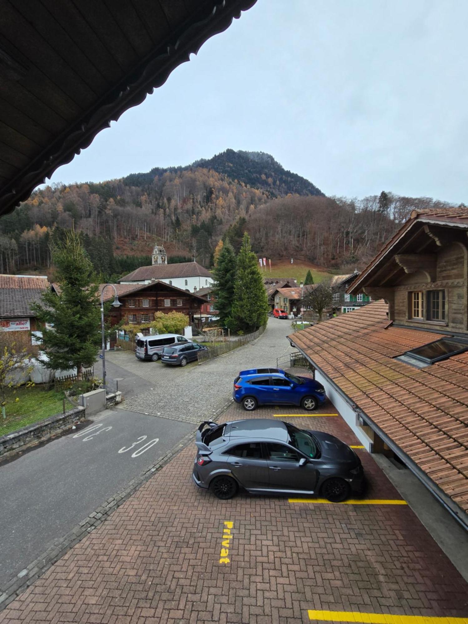 Gasthof Hirschen In Wilderswil Habitación foto